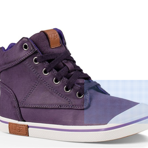 UGG Little Kids Damian Distressed Shoe Electric - Picture 7 of 9